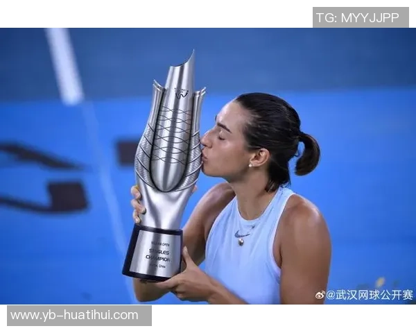 加西亚赛场表现出色收获12分感谢父亲的支持与鼓励希望他为我感到骄傲 加西亚赛场表现出色收获12分感谢父亲的支持与鼓励希望他为我感到骄傲